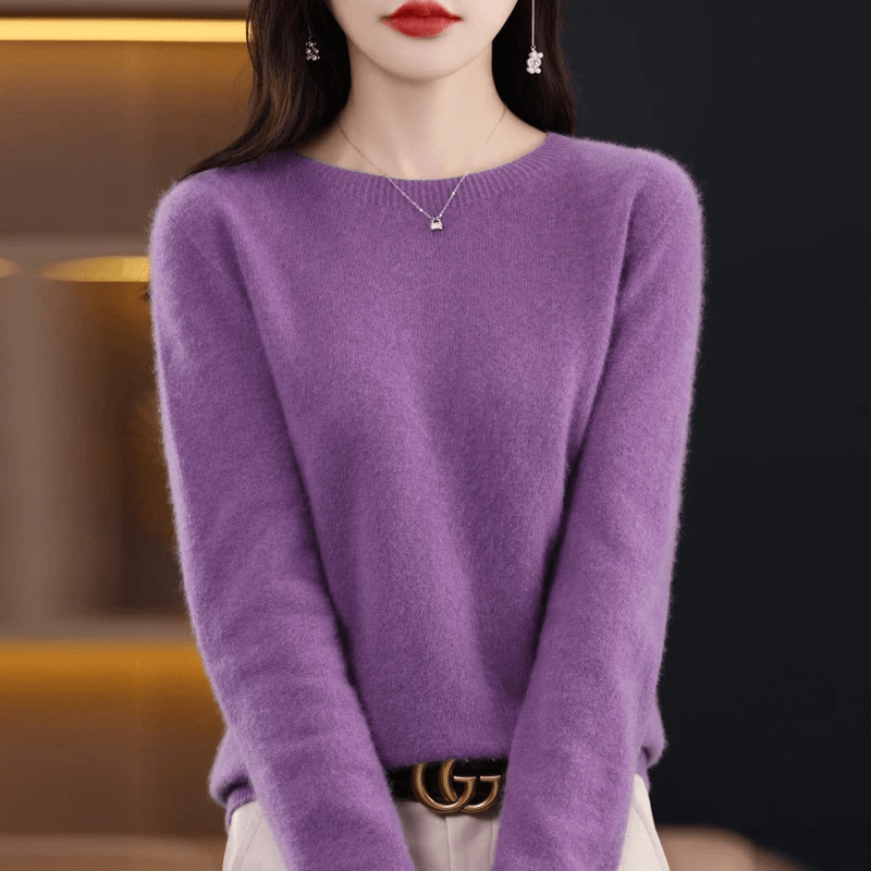 Crew Neck Cashmere Sweater with Ribbed Cuffs in Solid Pattern for Women