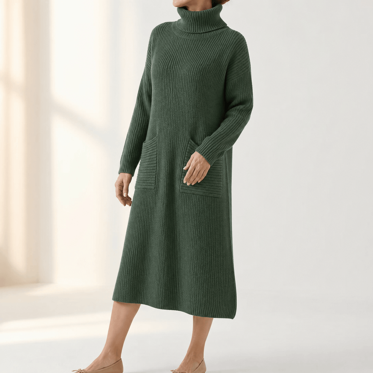 Women's Relaxed Turtleneck Knitted Jumper Dress with Pockets