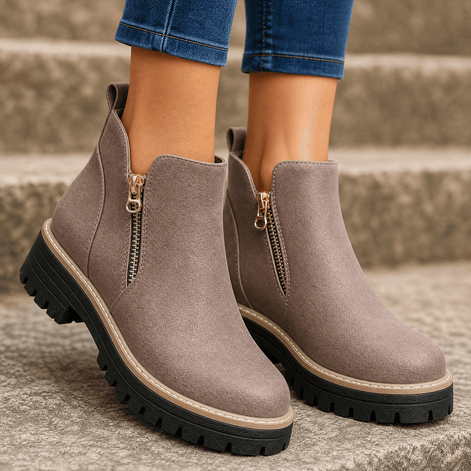 Strida Women's Cushioned Platform Chelsea Ankle Boots with Side Zip