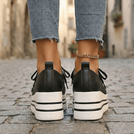 Elara Lace-Up Platform Oxford Shoes for Women's Comfort