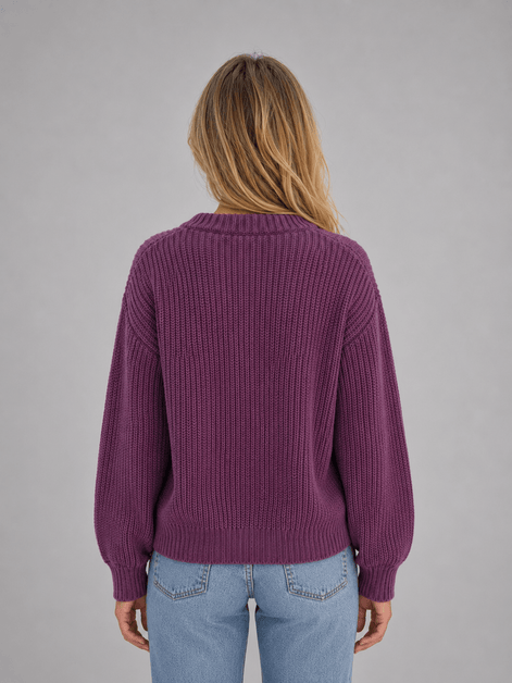 Women's Chunky Ribbed Knitted Cardigan with V-Neck and Button Front