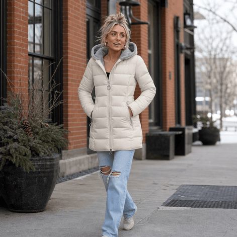 Women's Quilted Hooded Puffer Jacket with Zip Pockets and Insulated Lining