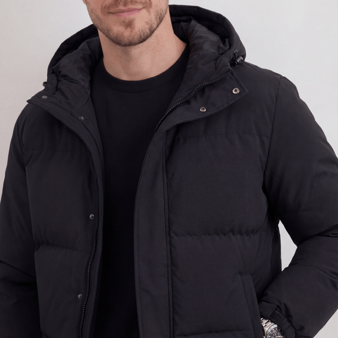 Polyester Hooded Puffer Jacket with Adjustable Hood for Men