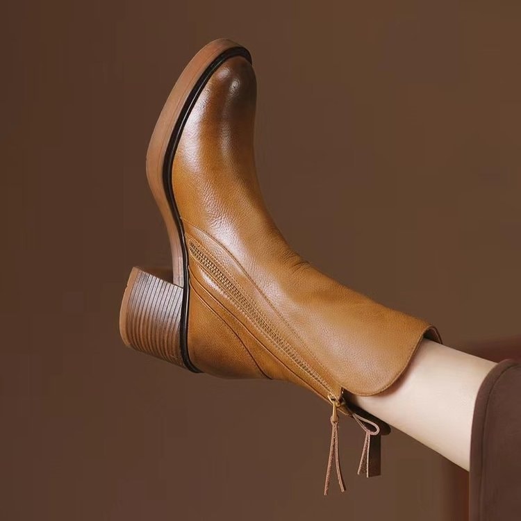 Bellora Zip-Detail Leather Ankle Boots for Women with Block Heel