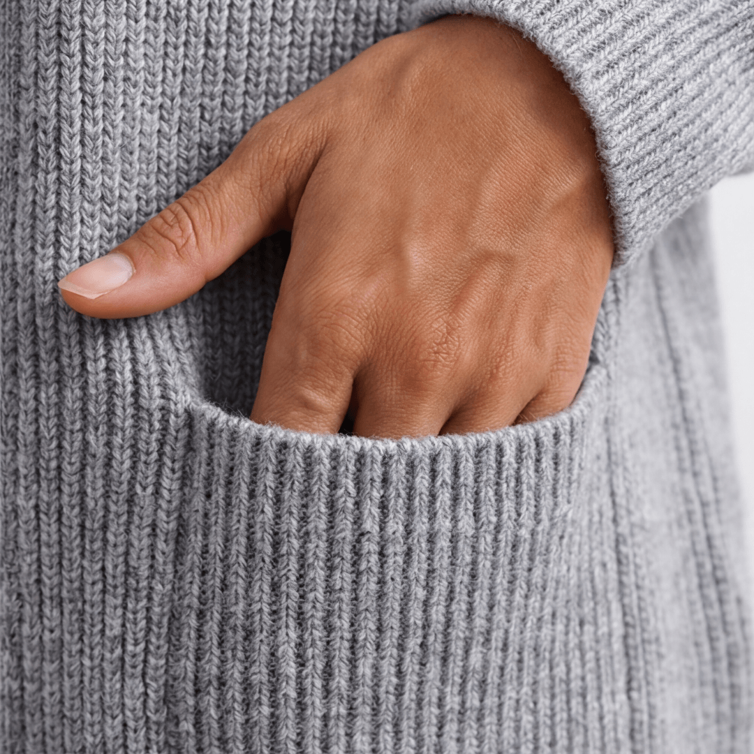 Women's Ribbed Zip-Up Knitted Cardigan with Pockets