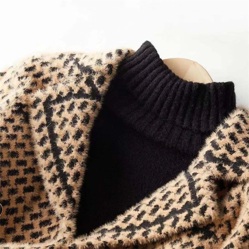 Houndstooth Tweed Knit Jacket for Women's Tailored Wardrobe