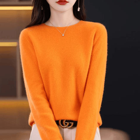 Crew Neck Cashmere Sweater with Ribbed Cuffs in Solid Pattern for Women